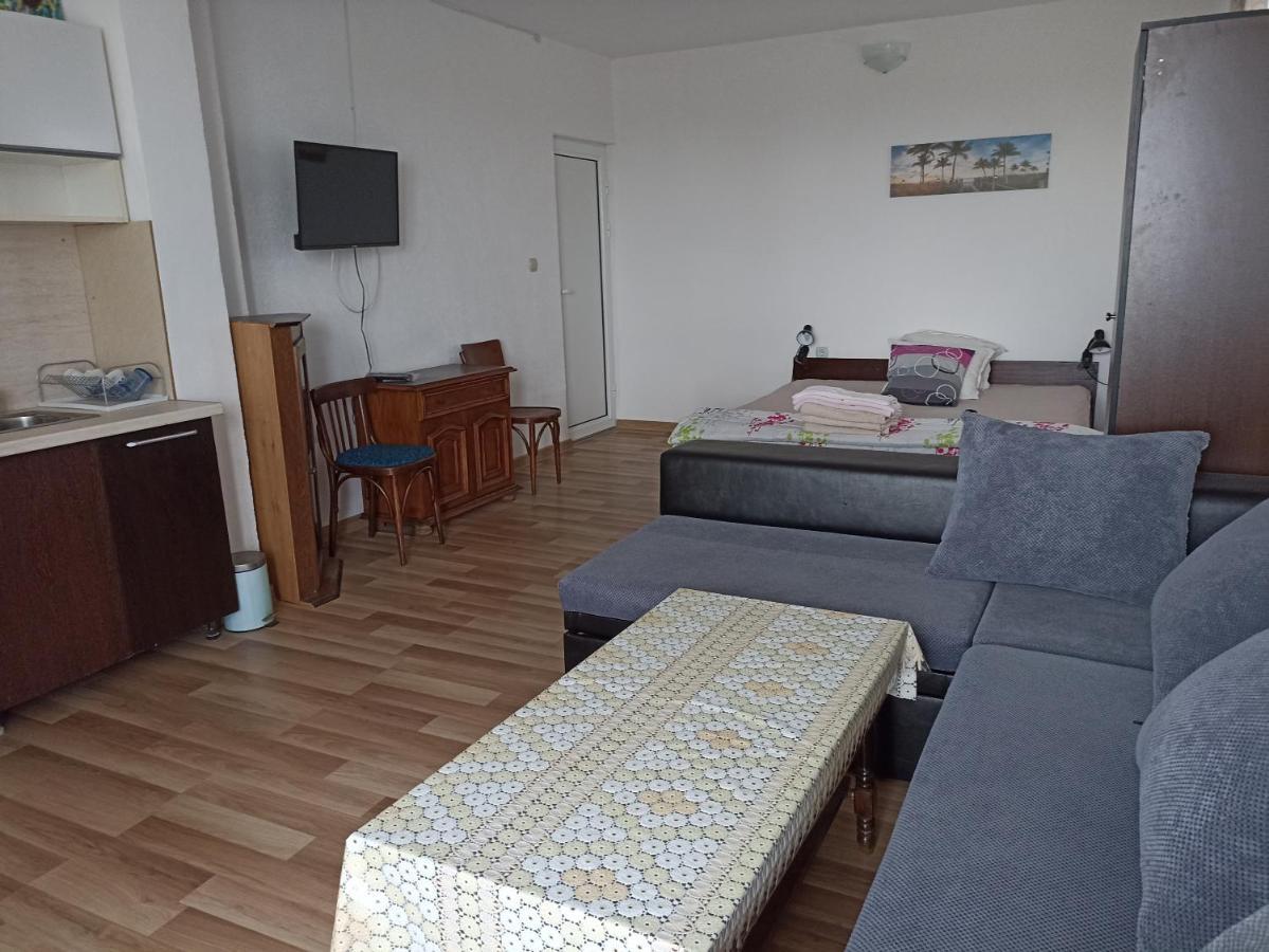 Appartamento Stai Za Gosti Bazdarovi Byala  Esterno foto